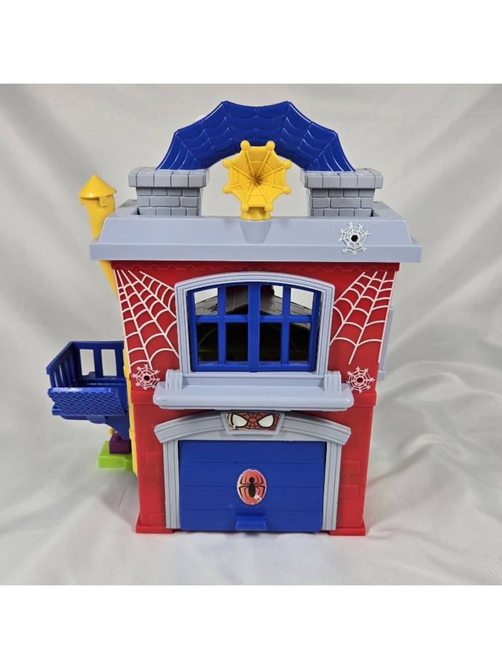 Marvel Hasbro 2010 Spiderman Vs Green Goblin Bank Heist Playset House